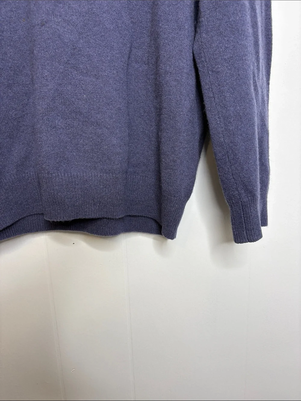 Joseph Abboud Sweater Mens Medium Cashmere V Neck Pullover Classic Preppy